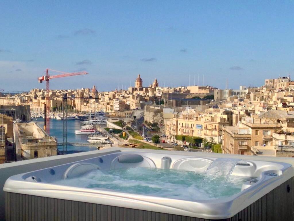 Penthouse Retreat Apartment Cospicua Exterior photo